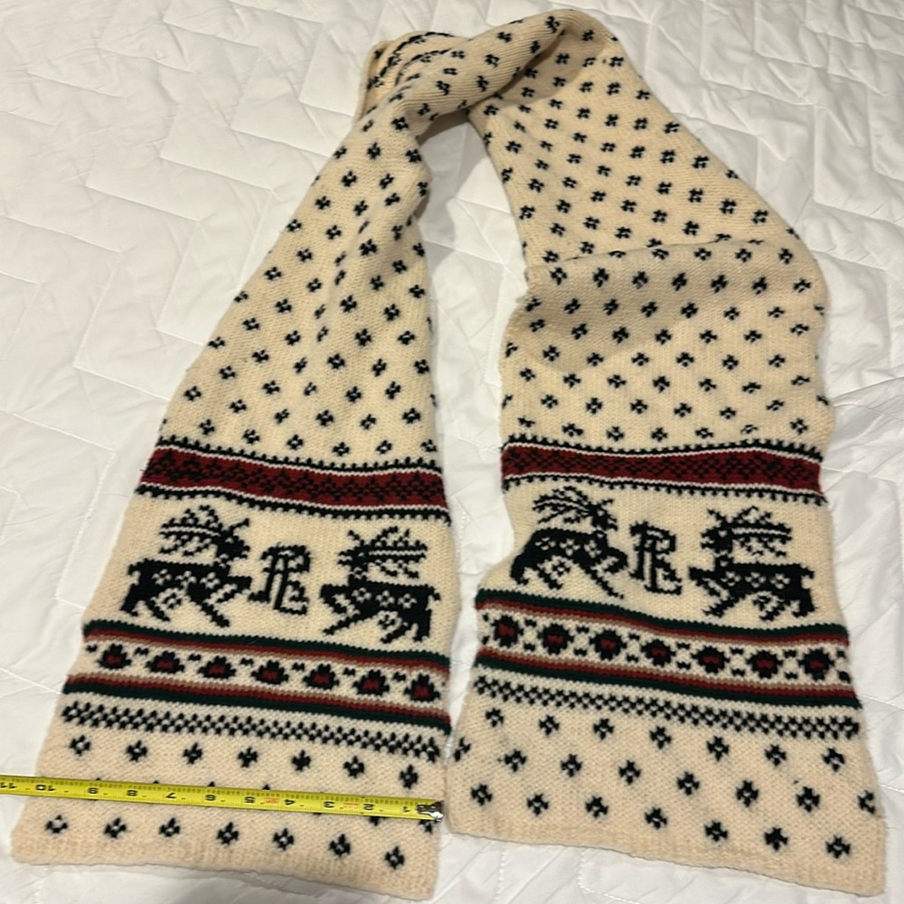Polo Ralph Lauren wool scarf, approximately 10” x 72”